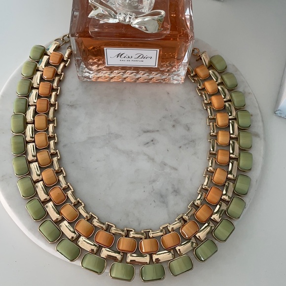 Jewelry - Coral sage & Gold statement necklace